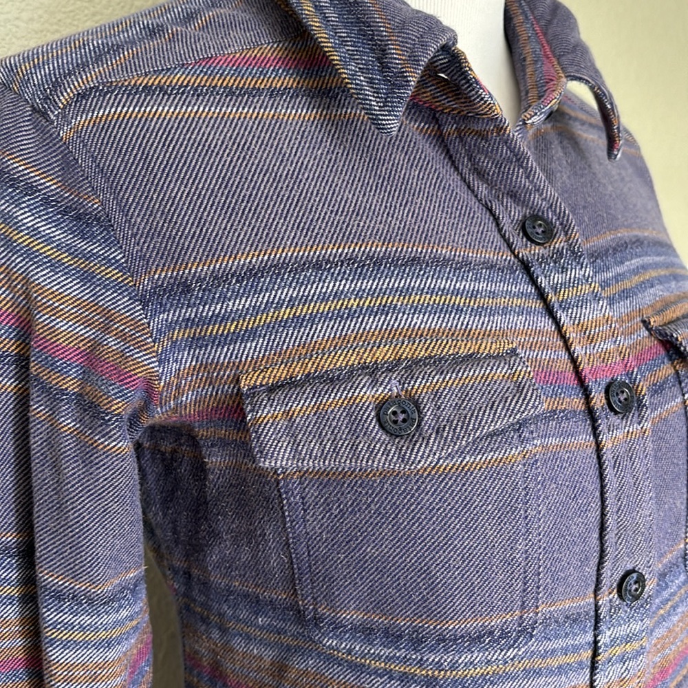 🚫 SOLD Patagonia® Worn Wear Fjord Flannel Shirt Gaucho Stripe Blue Butterfly 2 - Picture 6 of 11